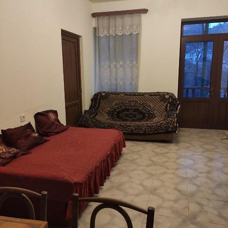 Artyomi Toon Apartment Dilijan Exterior photo